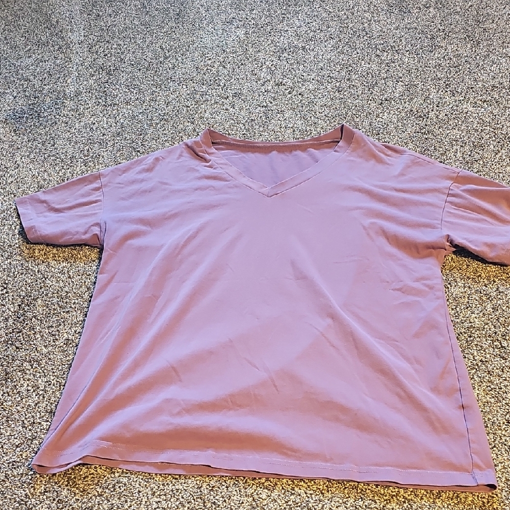 V-Neck Mauve T-Shirt